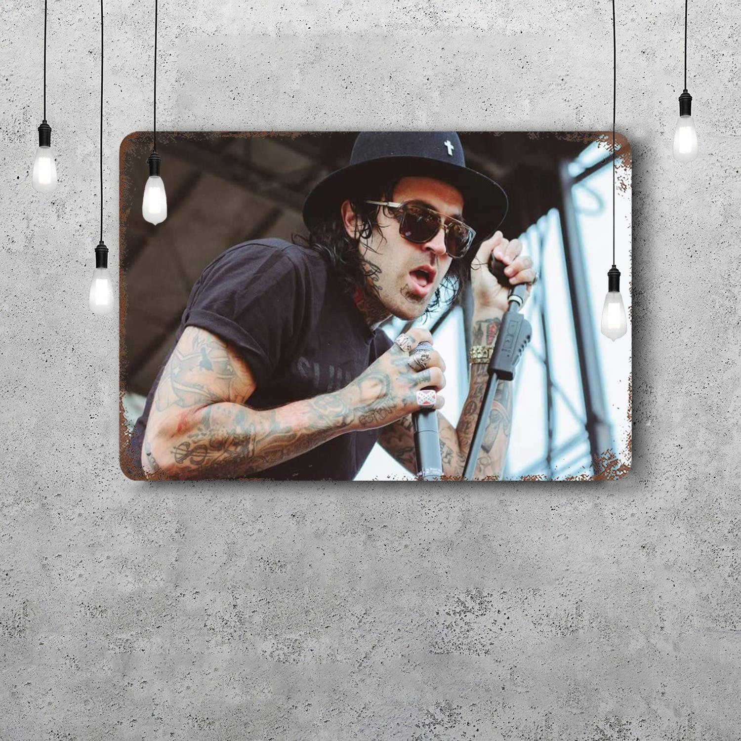 

Yelawolf Vintage Metal Tin Signs Posters Decor Retro Metal Plaque Wall Art Decor for Garage Bar 20x30cm（7.8x11.8inch）