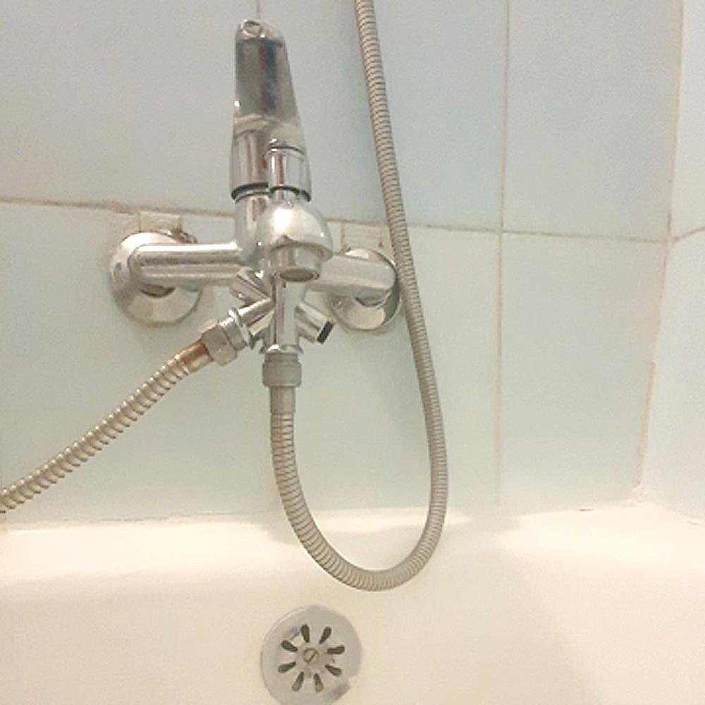 Shower Head Water Splitter Water Separator Adapter One/2" Male Outlet Female Inlet 3 Way Plastic Diverter Bathroom Fittings One Pc