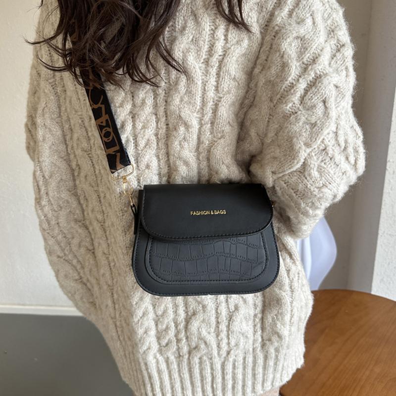 Semplici Borse a Spalla a Sella in Pelle PU Monocolore Borsa a Tracolla Cinturino Largo Patta Portafoglio e Borsa a Mano Per Donne Ragazze