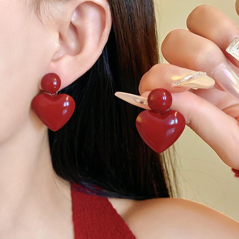 2024 Exquisite High-End Retro Silver Needle Red Heart Flower Earrings for Women