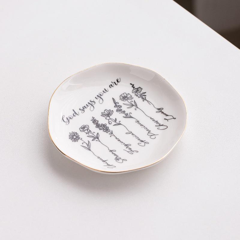 

European Ceramic Seven-Sided Jewelry Dish for Bracelets & Rings - Mother s Day Gift 11.5 cm irregular round