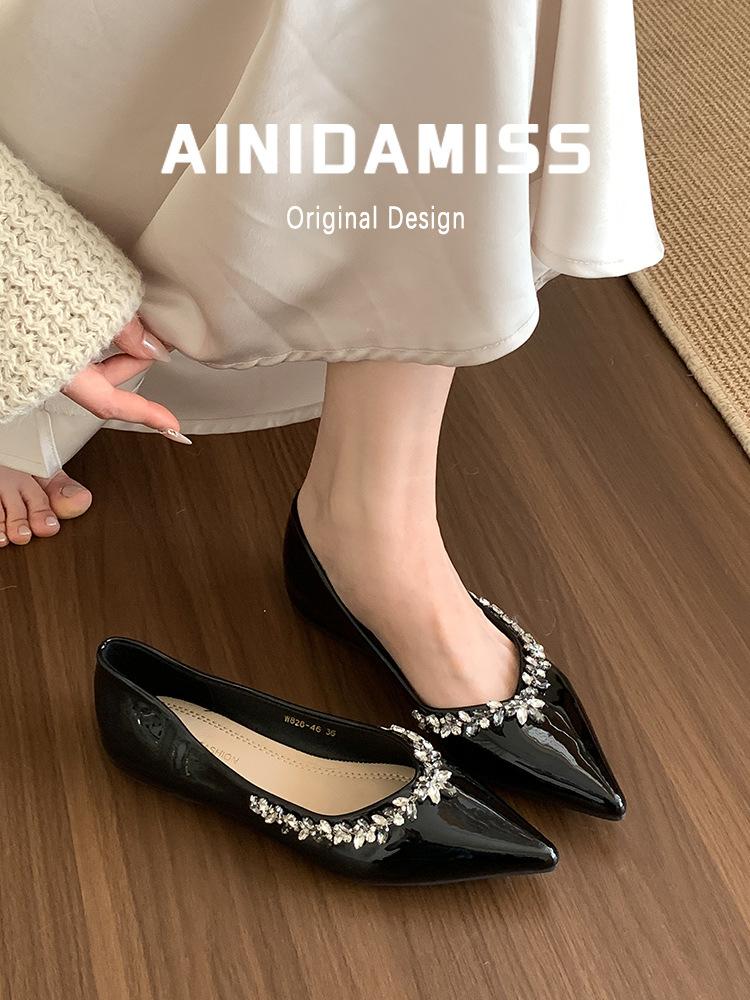 

French temperament pointed patent leather rhinestone single shoes women s summer flat shoes flat shoes gentle shallow mouth soft sole evening shoes 35