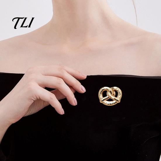 Spilla a forma di Pretzel in Lega 1/2 Pezzi Spilla Placcata Oro, Mini Spilla da Bavero a Forma di Pane Intrecciato per Stile Retro Uomo Donna, Decorativa per Vestiti Borsa Cappello Sciarpa Completi Anti
