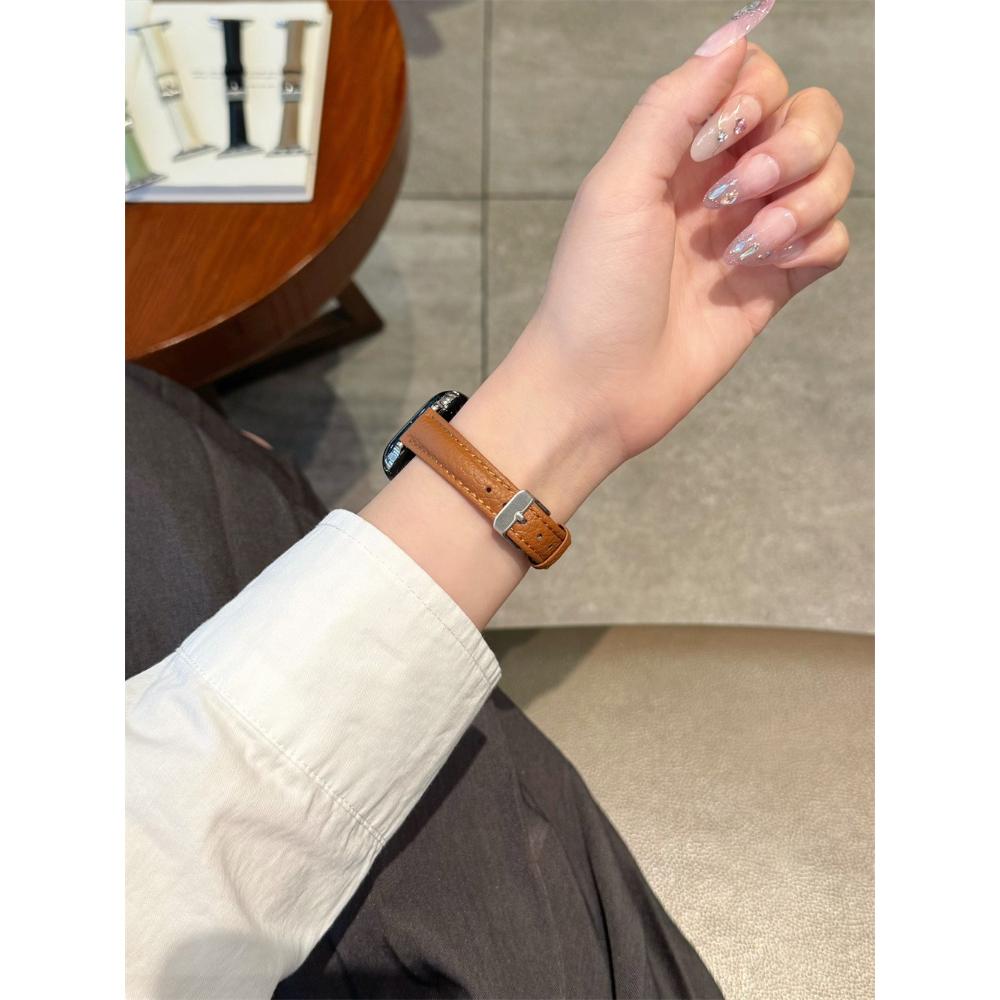 Slim Leather Strap for Apple Watch Band 44mm 38mm 41mm 49mm 45 Mm Wrist Women Bracelet IWatch Serie 11 10 9 8 7 6 5 4 SE Ultra 2 3
