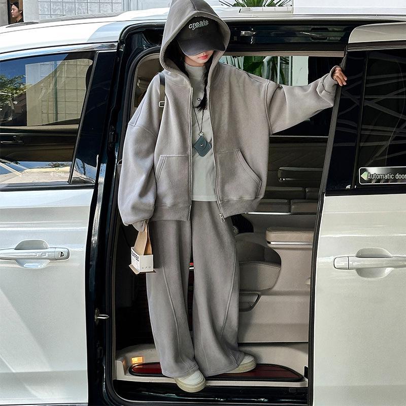 Girls' 2025 Winter Fleece Two-Piece Hoodie Set - Cozy, Stylish, and Sporty