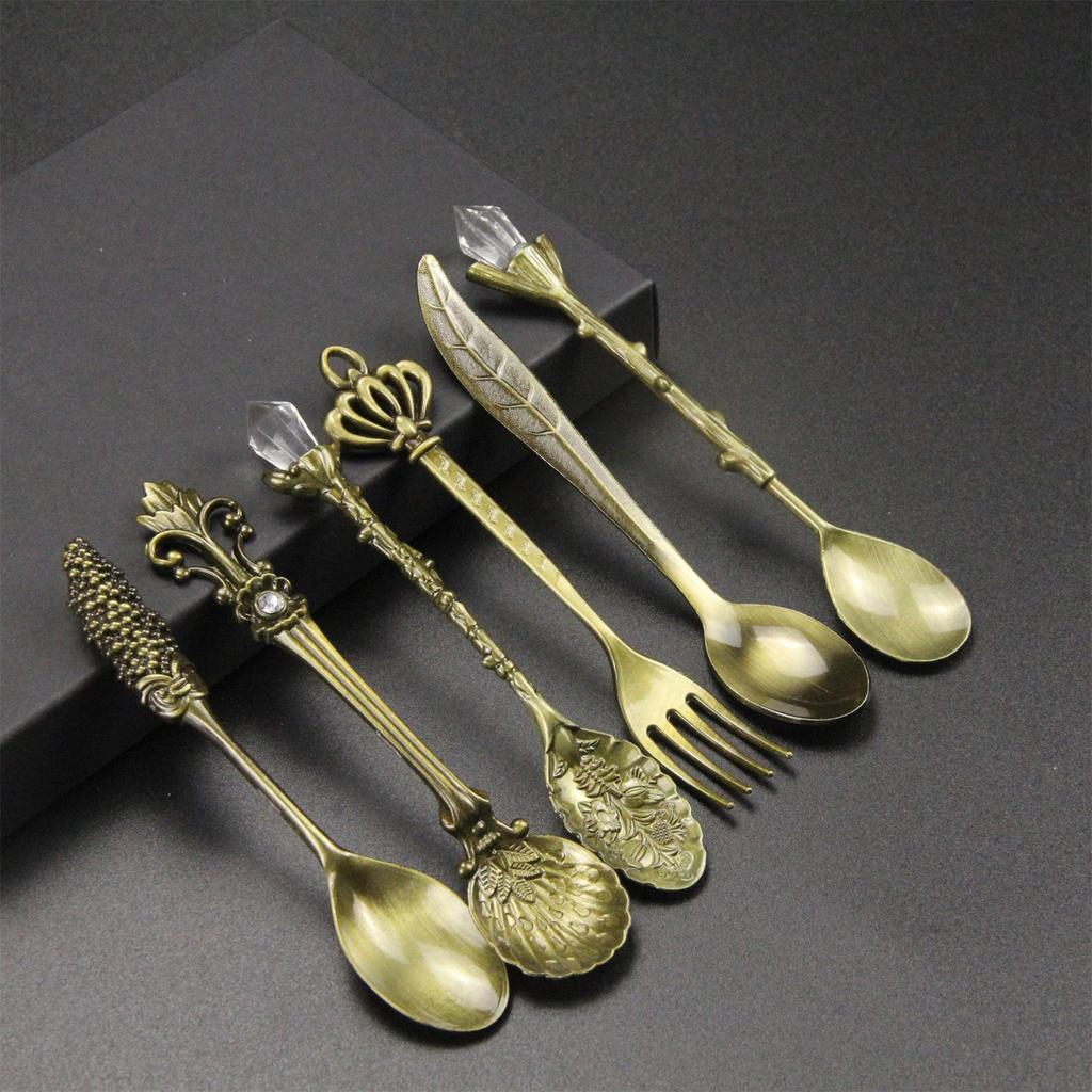 Antique Teaspoons Set With Ergonomic Handle 6 Piece Crystal Zincs Alloy Rustproof Coffee Spoons Kitchen Accessories
