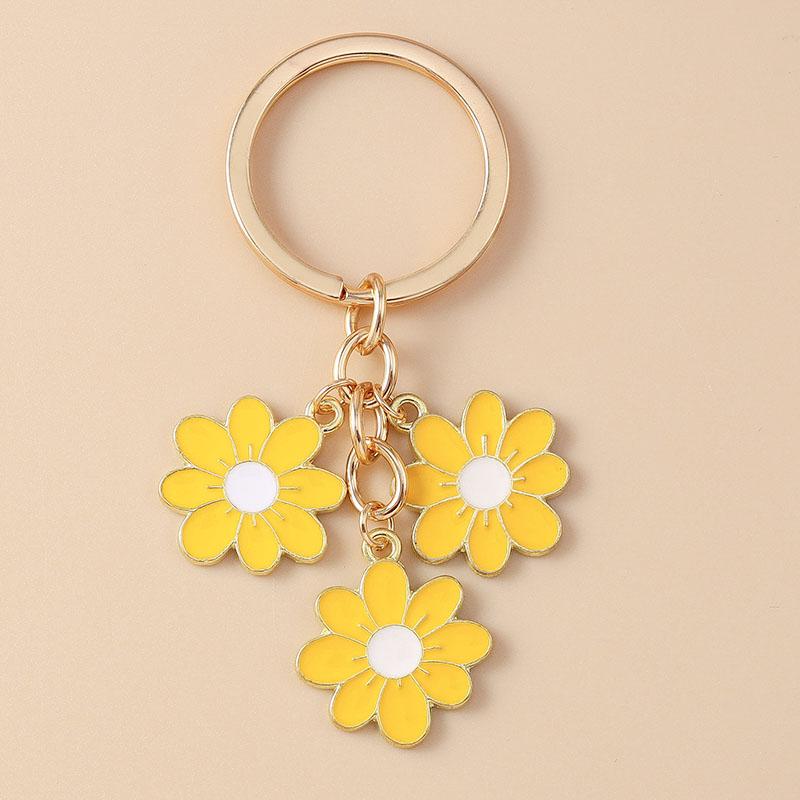 Aihua Handmade Knitted Sunflower Keychain For Women Girl Cute Crocheted Bee Flower Key Ring Handbag Pendants Jewelry Gifts