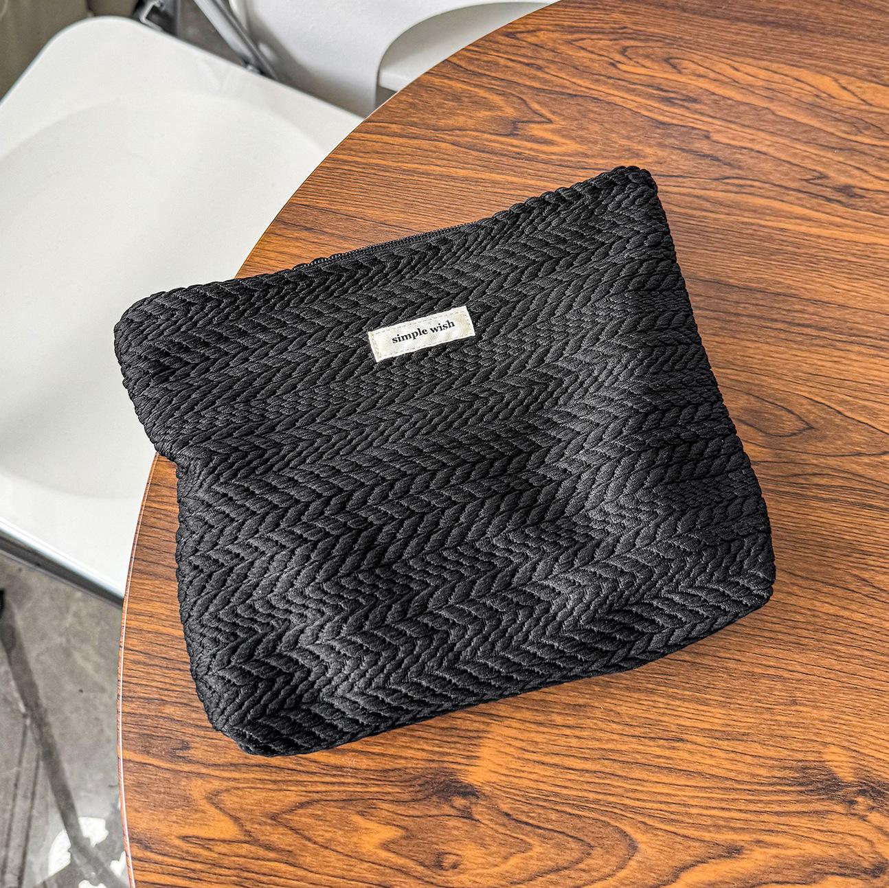 

Handbag Woven Fabric Makeup Bag Sanitary Napkins Cosmetics Storage Bag Large Capacity Portable with Zipper Storage Box чорний