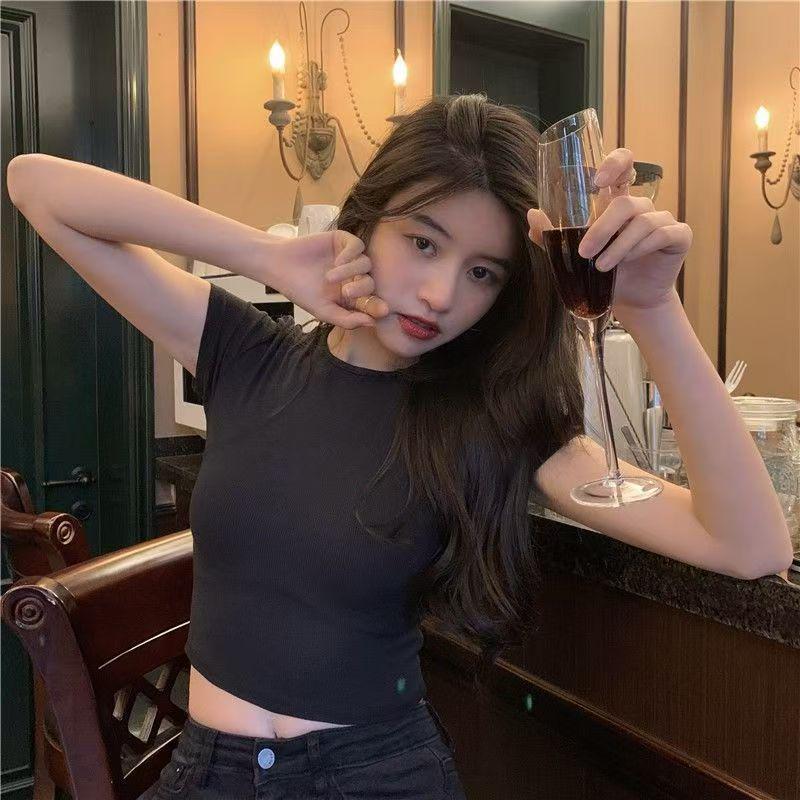 Korean Style Women's Slim Fit Short Sleeve T-shirt - Summer 2026 New Arrival, Solid Color, Trendy Design