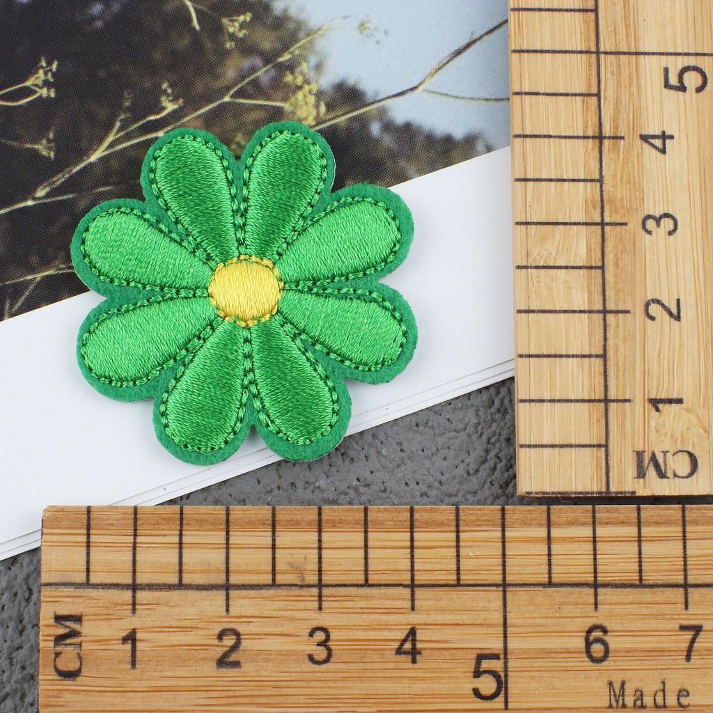 Sunflower Flower Embroidery Cloth Sticker Ironing Little Bee Patch Sticker Computer Embroidery Chapter Boy Hot-Selling Set