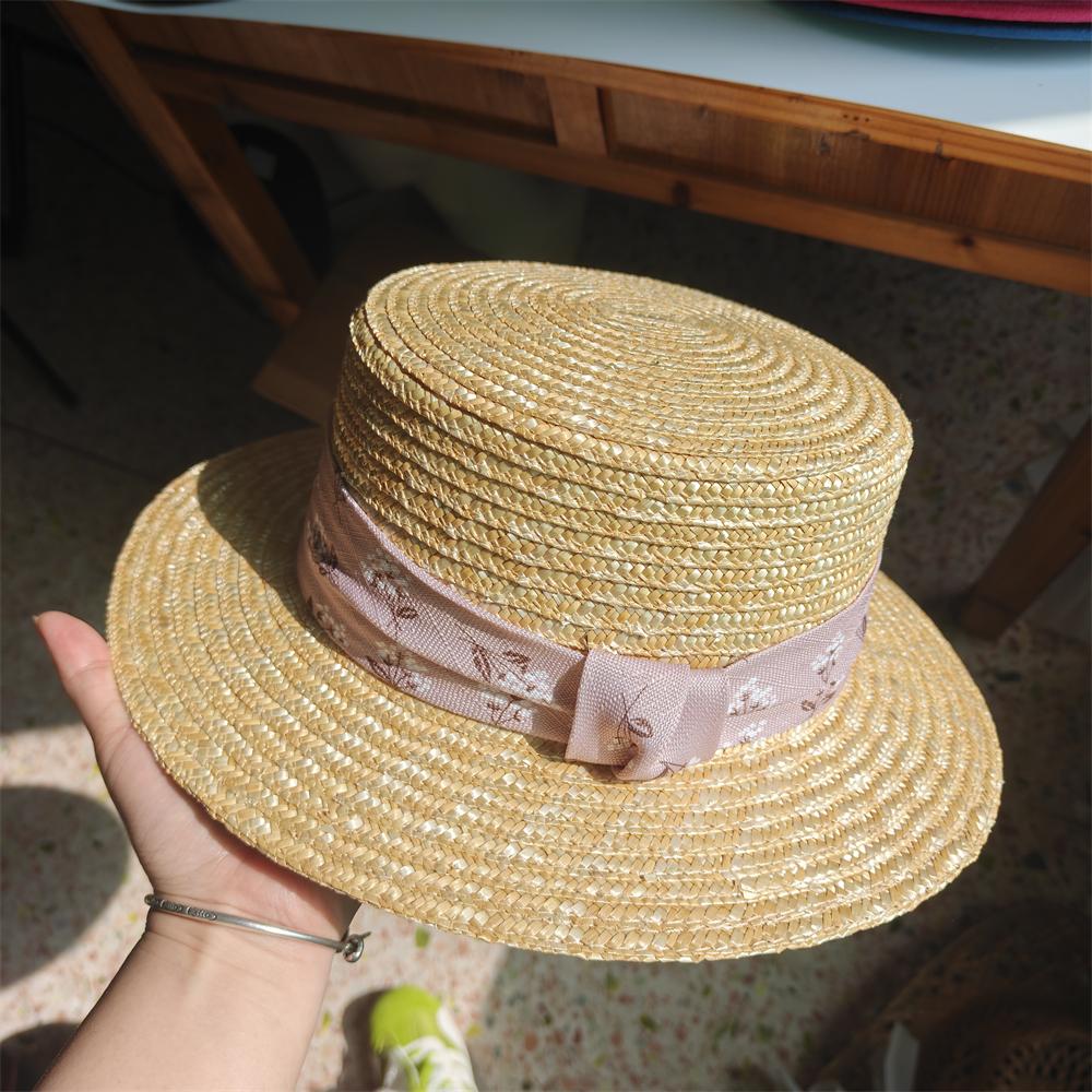 IG Französischer Vintage Weizenstroh Boater Hut Damen Sommer Flacher Oberteil Sonnenhut Handgefertigte Strand Panama Kappe mit Blumenschleife Urlaub 2026