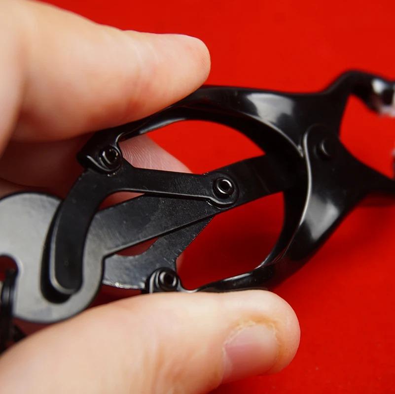 118G Klee Nippelklemmen – Schwergewichtige Metall-Nippelklemmen für intensives Spiel, Paarbondage & sinnliche Erwachsenenspiele