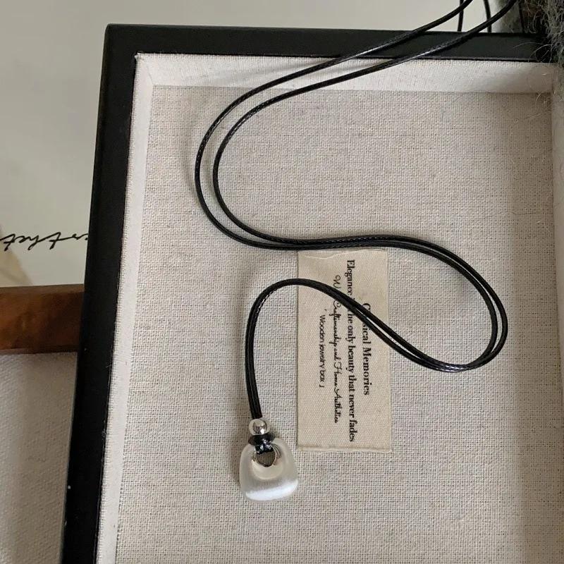 Fashion Metal Square Bag Shaped Pendant Necklaces for Women Men New Korean Style Casual Long Necklaces Daily Jewelry Accessories
