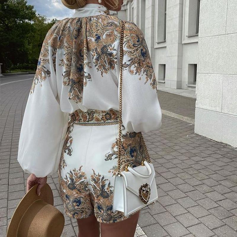 FD117 Spot 1116 Europäischer und amerikanischer Herbst- und Winter-Damenbekleidungs-Shopify bedrucktes Langarm-Oberteil-Shorts-Set Zweiteiliges Set
