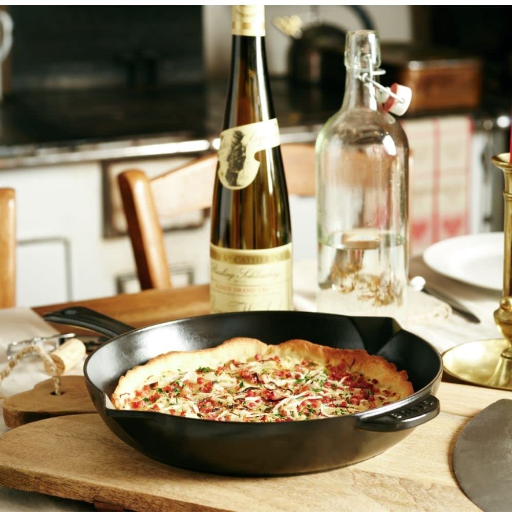 STAUB Round Frying Pan 26cm Black Cast Iron Oven Induction Cooktop Compatible Japanese Frying Pan with Cast Iron Handle - Enamel, Compatible,