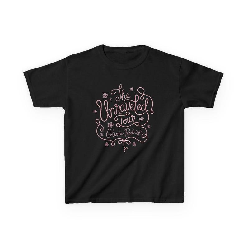 T-shirt Merch Tour di Olivia Rodrigo Tour Concerto Donna Uomo Oversize Manica Corta Grafica Pop Music Comoda Traspirante Abbigliamento Femminile Maschile