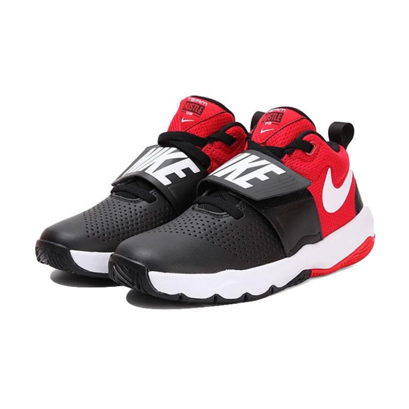Nike Team Hustle Black University Red GS Sneakers 881941-004
