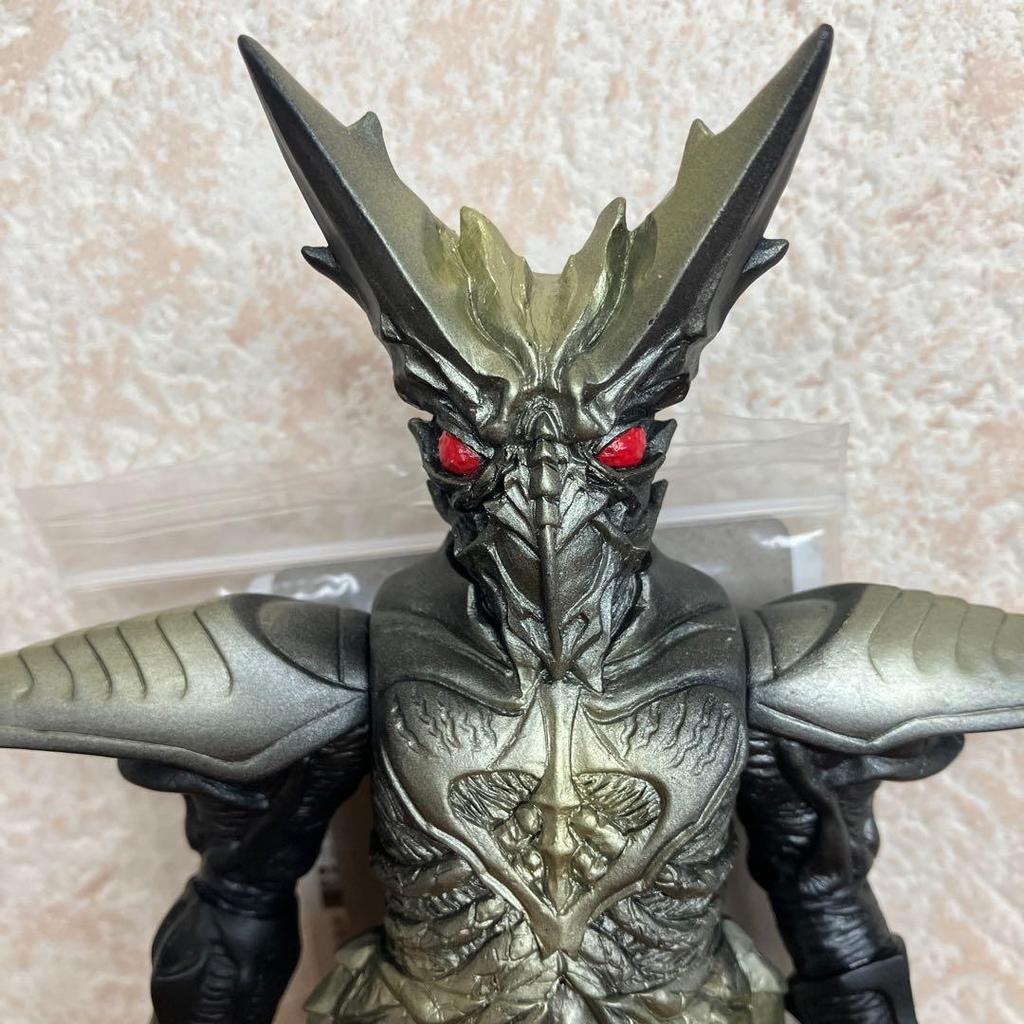 Used Bandai Ultra Monster Series EX Neo Baltan with tag