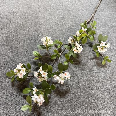 Decorazioni per la casa – Ghirlande e fiori artificiali
