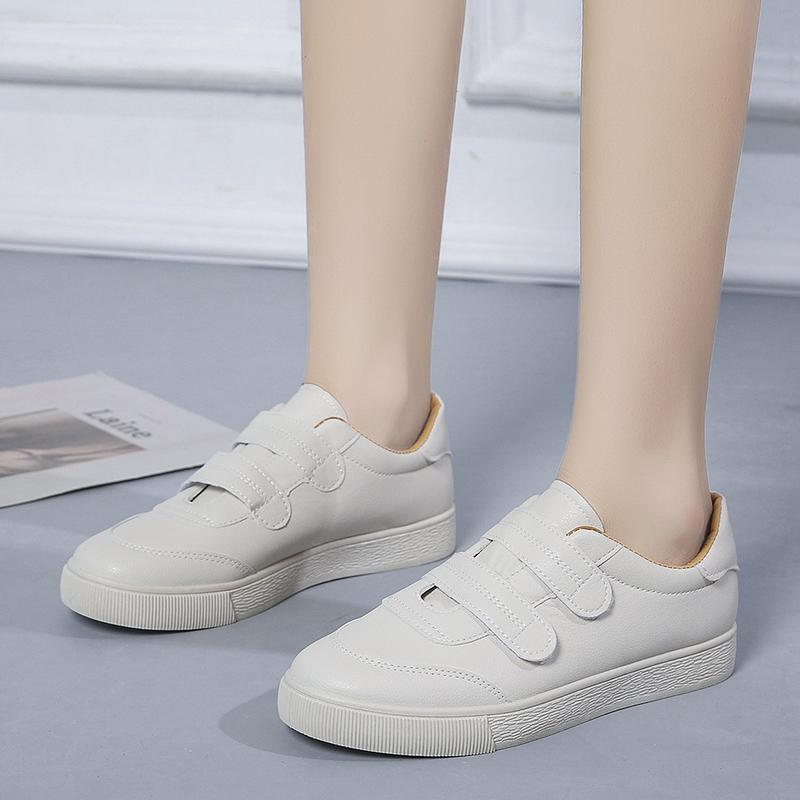 Fashion 2025 NEW High Quality Hot Selling  Fashion Platform Shoes Autumn Sport Running Shoes New Women Casual Flat Sneakers Round Toe