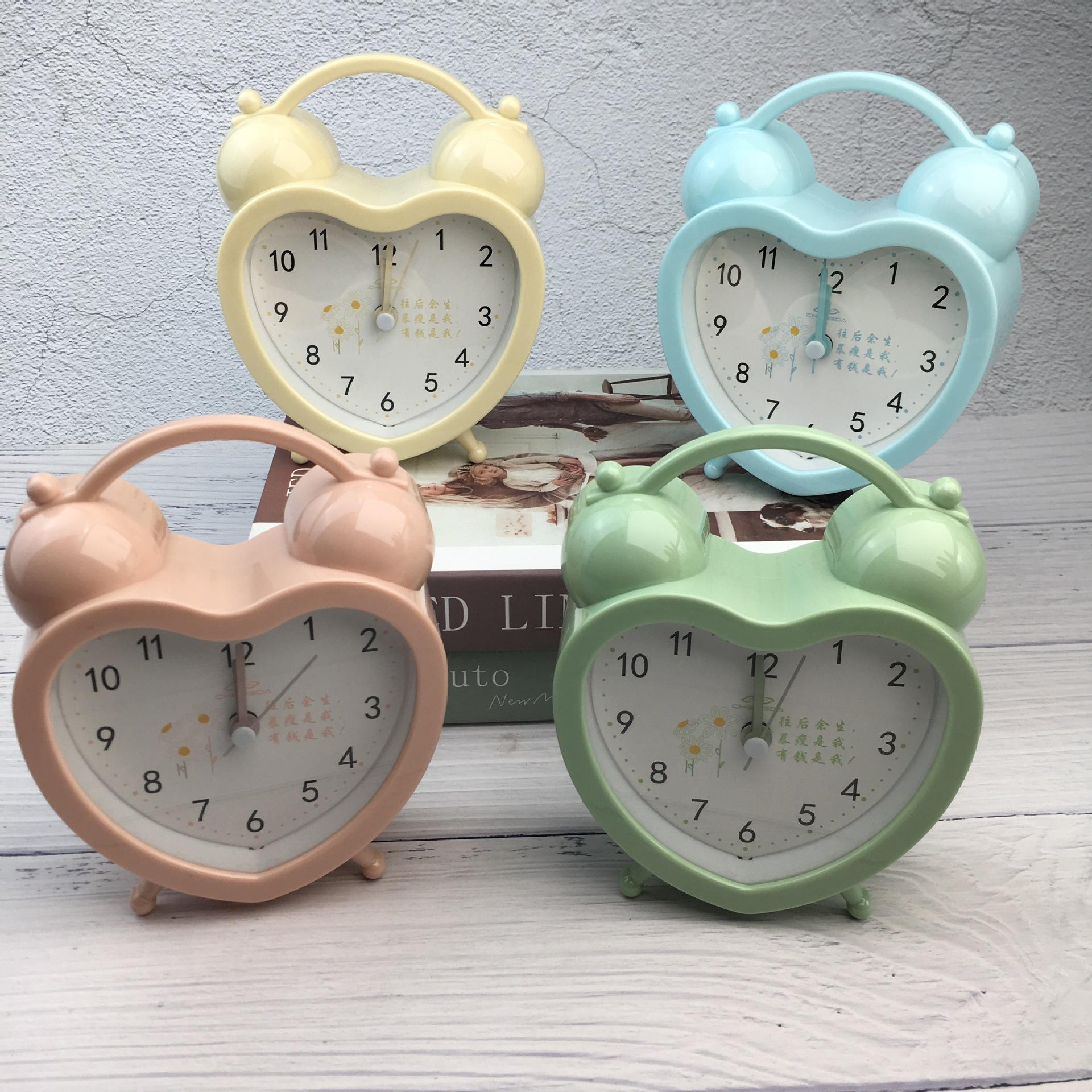 

Конфетный цвет студенческое общежитие маленький будильник милый свежий стиль маленький будильник прикроватные часы ювелирные часы маленький подарок