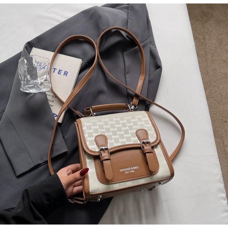 

Универсальная сумка-тоут для поездок на работу, премиальная текстура, рюкзак для колледжа, женский, 2025, новый тренд, модный, студенческий, маленький рюкзак