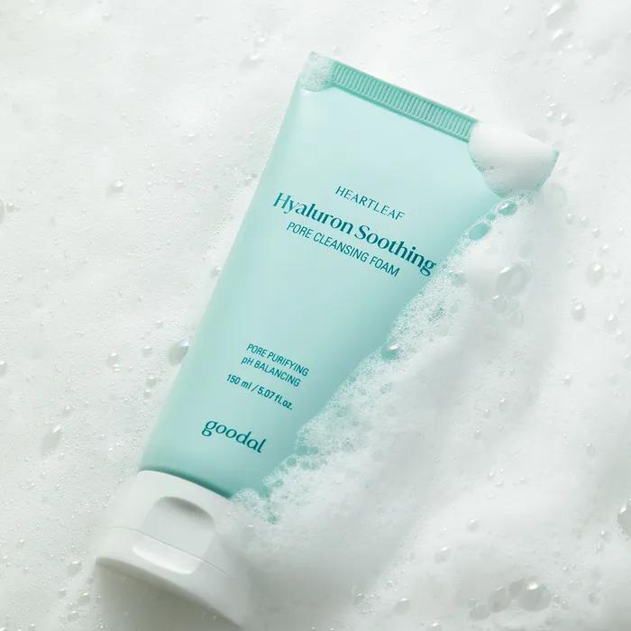 Goodal Houttuynia Cordata Hyaluronic Acid Soothing Pore Cleansing Foam