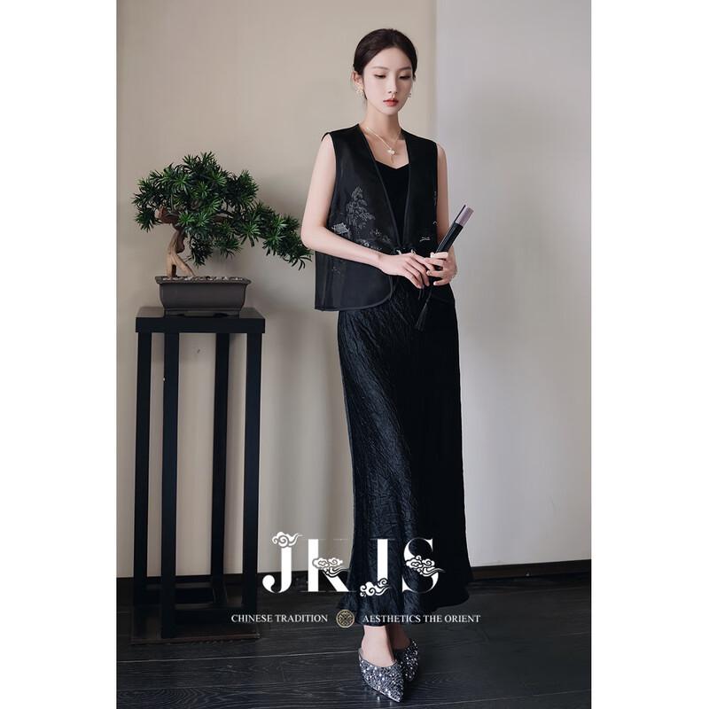 JK&JS 'Mountain Mist' Mulberry Silk Embroidered Vest