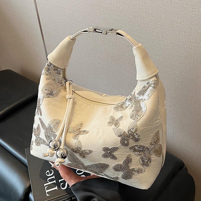 2025 spring and summer new butterfly bag leisure travel women's bag commuting literary and versatile high sense personalized messenger bag