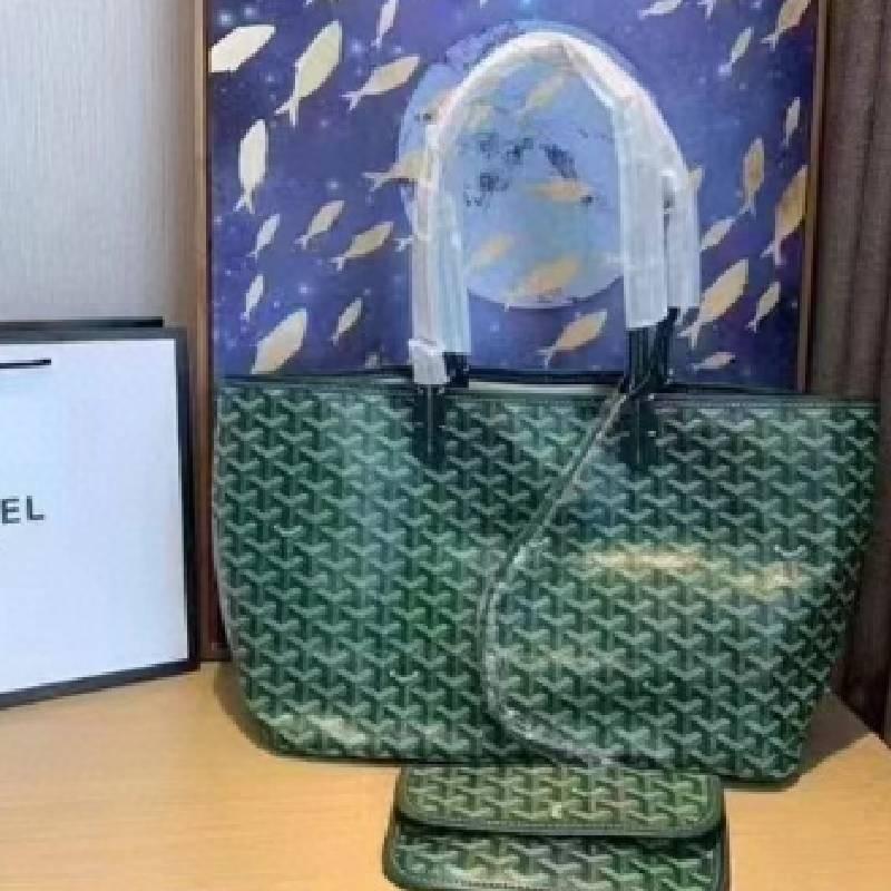 Stylish Large Capacity Pu Tote Bag With Classic Print For Everyday Use