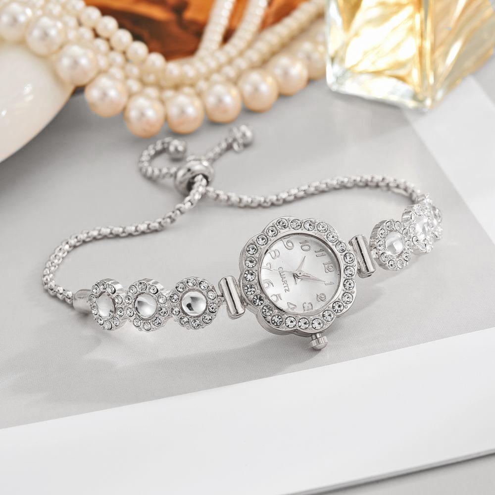 Lazy Free Pull-out Women's Bracelet Women's Watch Fashion Color Diamond Fashion Temperament Quartz Watch