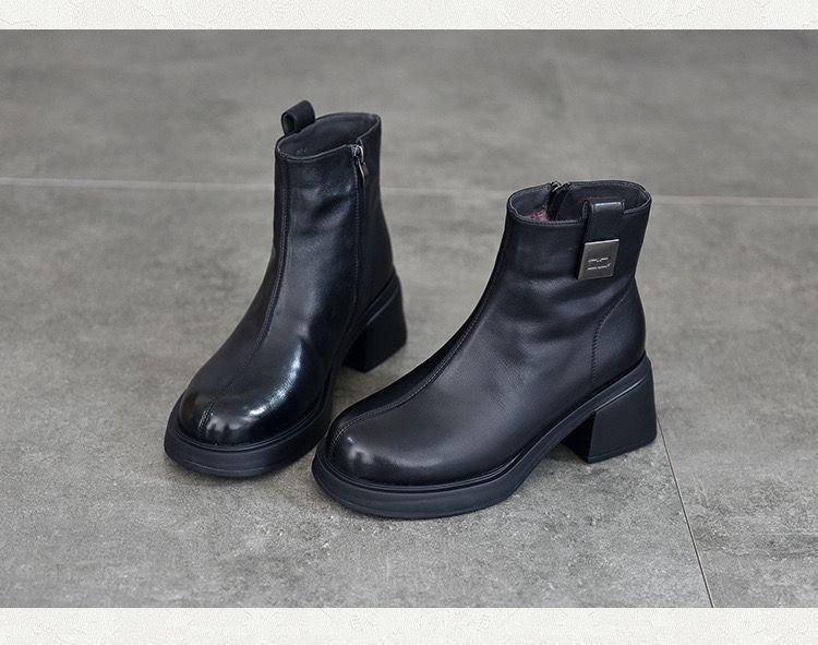 Women's British Style Velvet-Lined Leather Chunky Mid-Heel Winter Boots