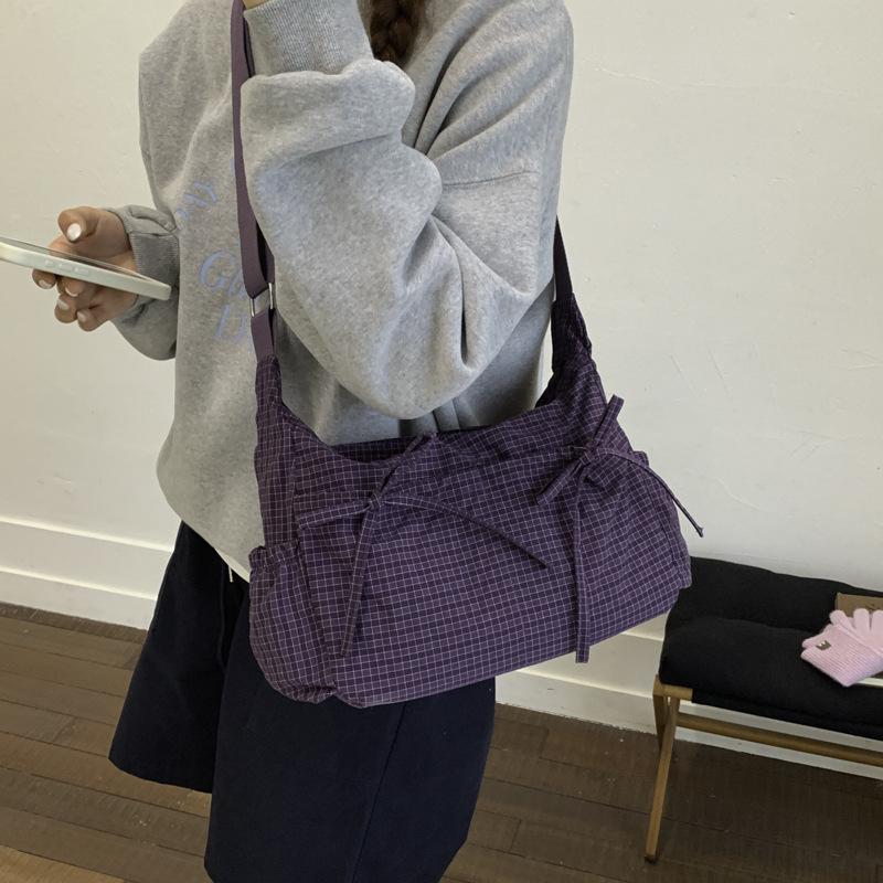 New Japanese large-capacity lazy wind messenger bag, high-end simple autumn and winter retro commuting versatile shoulder bag