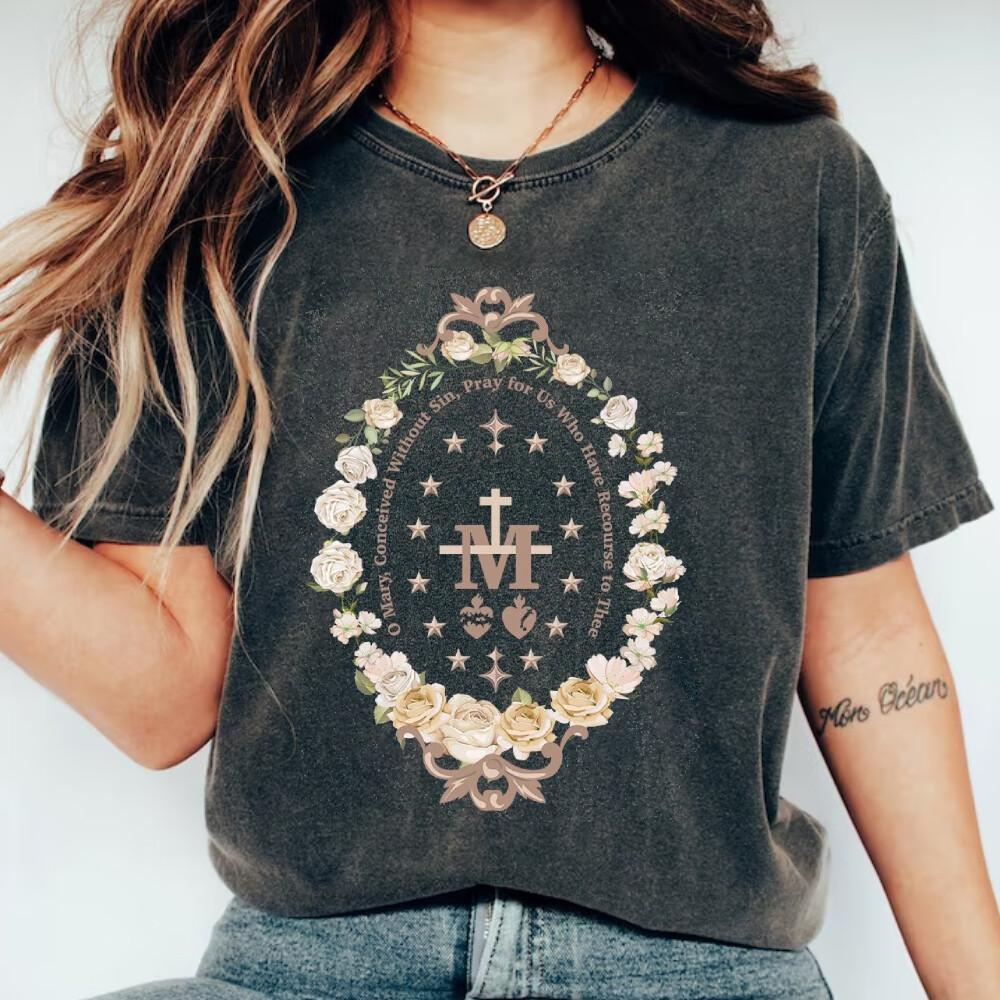 Marian Catholic T-Shirt Virgin Mary T shirt Catholic Religious gifts for Women Unisex T-Shirt XL