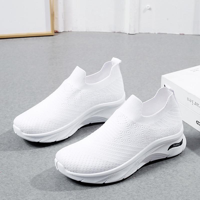 Shoes Women's Casual Shoes Women's Shoes Soft-soled Mom Shoes Walking Versatile Sneakers Running Shoes Women's Breathable Low Top