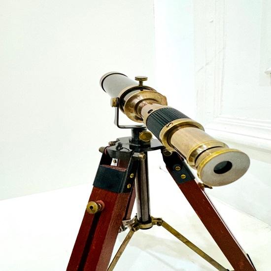 38.1 Cm Handmade Decorative Brass Telescope with Wood Tripod Stand Royal Spyglass Home, Office Table Decor for Gifting Anniversary