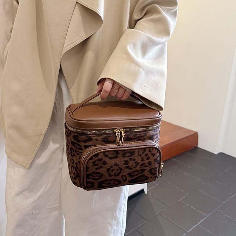 Handbag Make Up Pouch Bag Leather Pouches Bag Organizer Soft Leopard Print Cosmetic Bag Bathroom