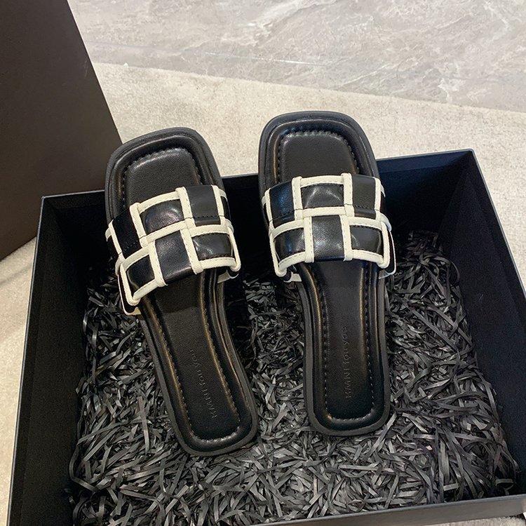 Black and White Plaid Slippers Women's Outer Wear 2024 Summer New Korean Version One-word Drag Flat Beach Shoes Sandals Women's Shoes