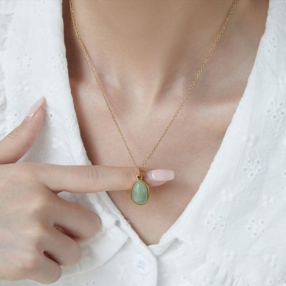 Plated 18K Gold Green Stone Necklace Purple Gold Collarbone Chain Women