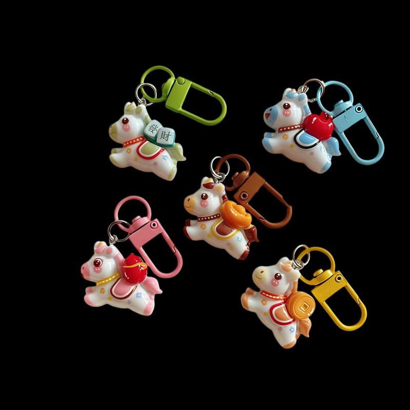 1/5ks Roztomilý Kreslený Poník Klíčenka Kreativní Kawaii Pryskyřice Kůň Závěsné Dekorace Batohu Příslušenství Dárky Roku Koně
