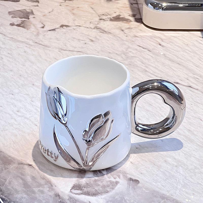 

Чашка для кави Тюльпан Висококласна Вишукана Керамічна Кружка Пара Побутова Чашка для Води Новий Стиль Жіноча Висока Зовнішність 301-400ml