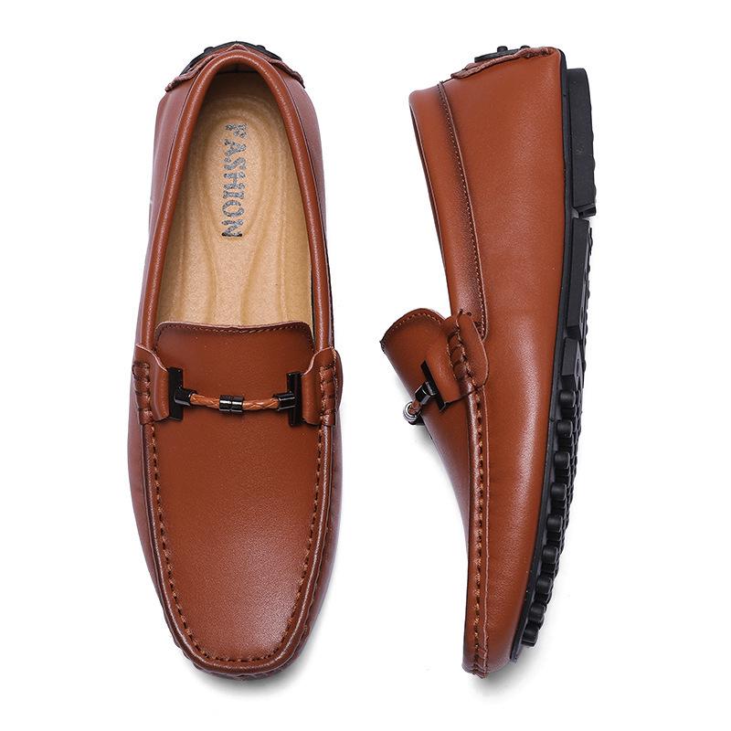 Men's Large Breathable Leather Loafers Slip-On Versatile Bean Shoes