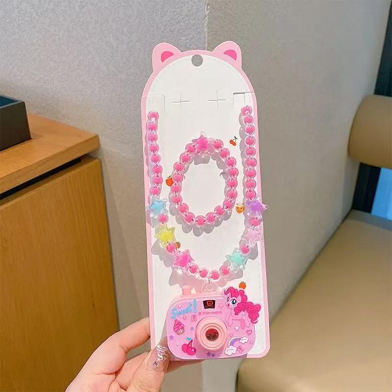 Children's Luminous Projection Camera Necklace Toy - Cute Beaded Jewelry Gift for Little Girls