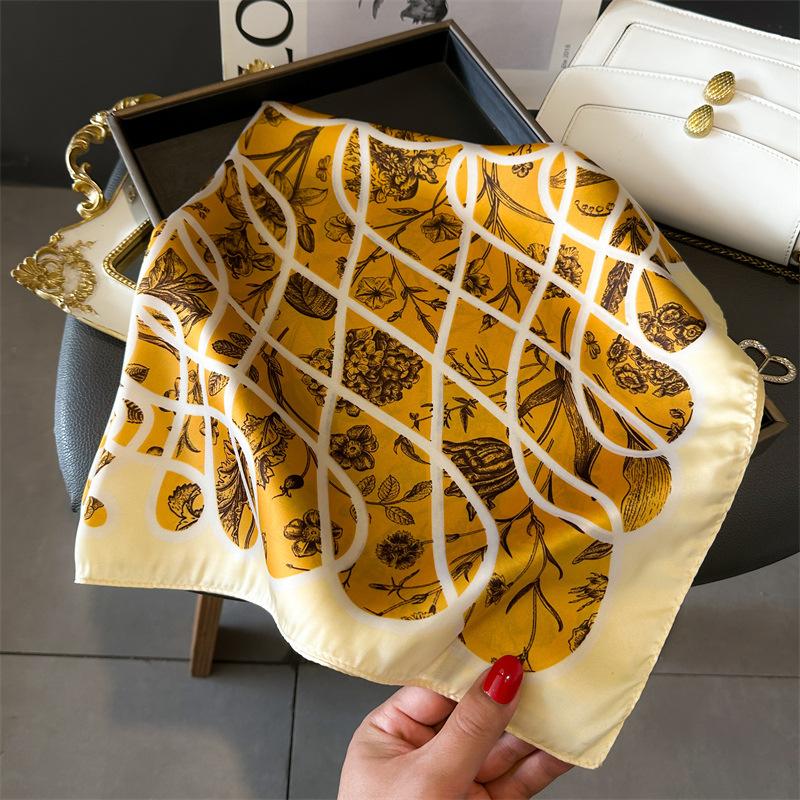 Leopard Print Small Square Scarf Imitation Silk Headscarf Scarf Printed Silk Scarf Neck Protection Scarf Professional Lady