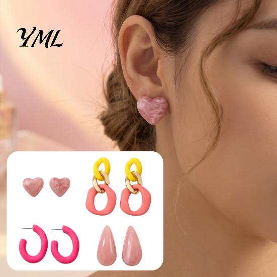 Multi Style Earring Variety Pack 4 Pairs Chunky Statement Earrings for Women, Geometric Hollow Chain, C-shape Boho Chic Jewelry Accessories