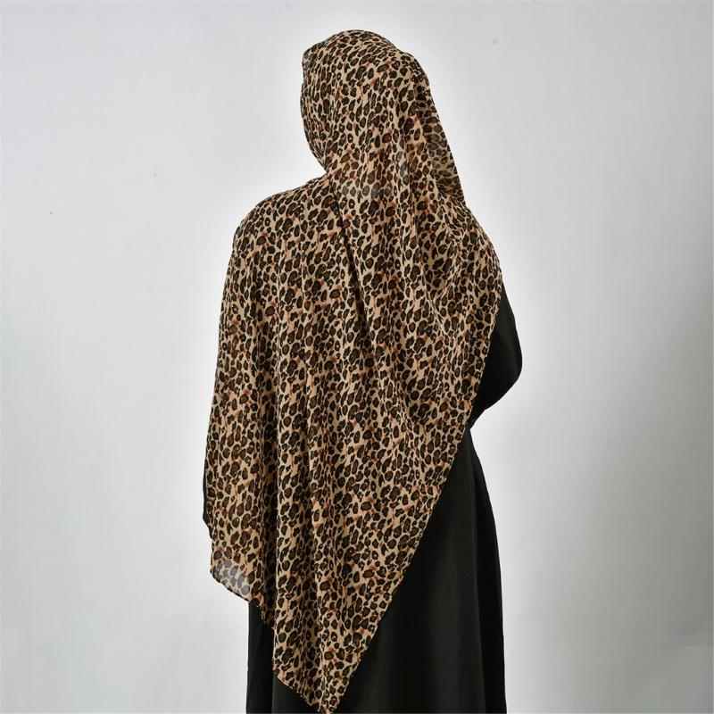 Leopard Pattern Scarf Lightweight Polyester Neckerchief Shawl Elegant Head Wrap Lady Girls Fashion Accessory