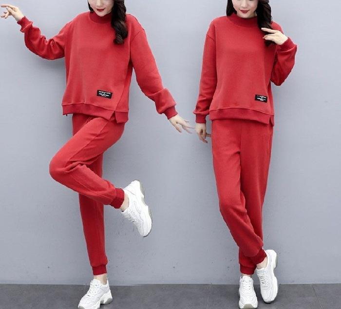 

Свободный повседневный спортивный костюм. Женская весенне-осенняя одежда, женская одежда больших размеров, западный стиль, свободный возрастной костюм из двух частей. M красный