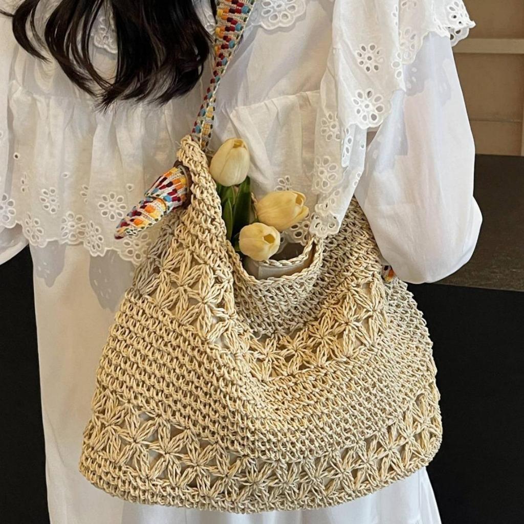 Fashion Straw Beach Bag Summer Woven with Luxurious Large Capacity Shoulder Bag Women Straw Purses and Handbags Rattan Boho Bags