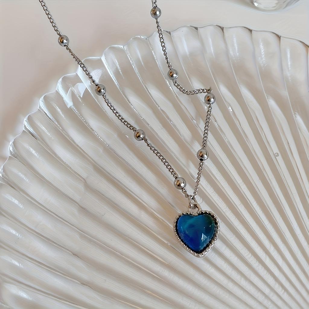 Elegante Collana a Forma di Cuore Sensibile alla Temperatura che Cambia Colore per Donna Stile Dolce Gioielli in Lega di Zinco con Ciondolo a Forma di Cuore Blu