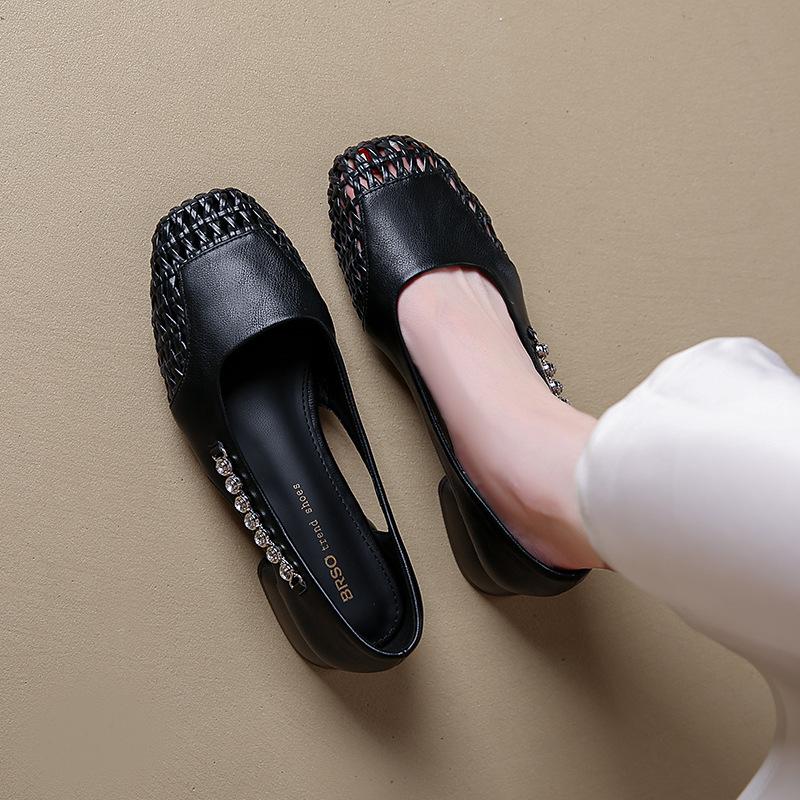Single shoes thick heel 2025 new hollow breathable square headband woven soft leather with skirt Mary Jane women's shoes new